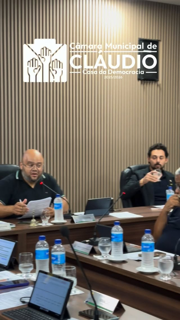 A Câmara Municipal de Cláudio realiza, nesta segunda-feira (30), às 18h, sessão plenária ordinária aberta ao público.