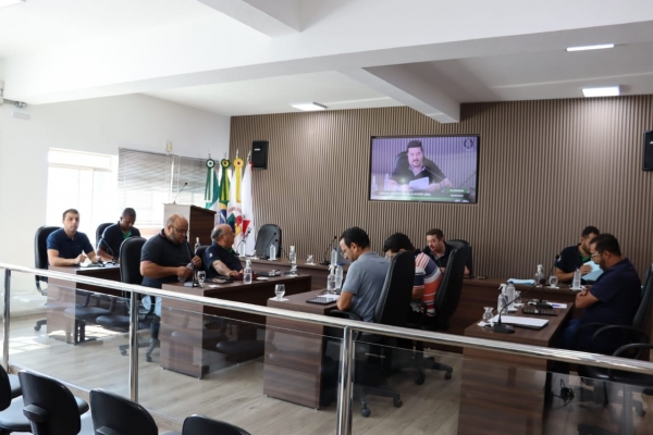 Projeto de Decreto Legislativo nomeia homenageados com a medalha &#039;Aldo Ambrósio&#039; deste ano