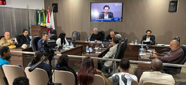 Vereadores aprovam projeto que cria auxílio-alimentação para servidores da Prefeitura de Cláudio