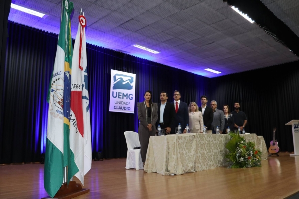 Vereadores marcam presença em aula inaugural do curso de Direito da UEMG de Cláudio