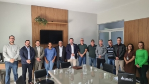 Kedo Tolentino representa a Câmara em reunião que apresentou novos projetos para Santa Casa   