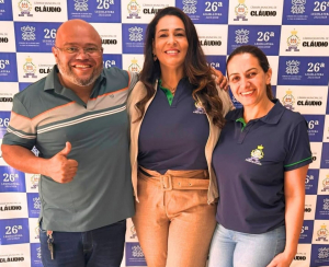 Patricia Professora visita Poder Legislativo de Cláudio e é recebida por Simental