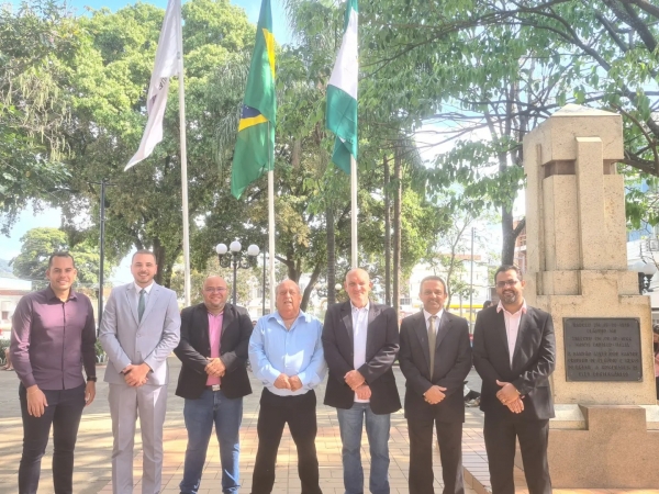 Ato cívico marca a tarde comemorativa dos 112 anos de Cláudio
