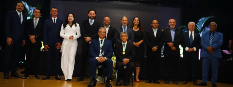 Entrega da Comenda Joaquim da Silva Guimarães – Quinca Barão